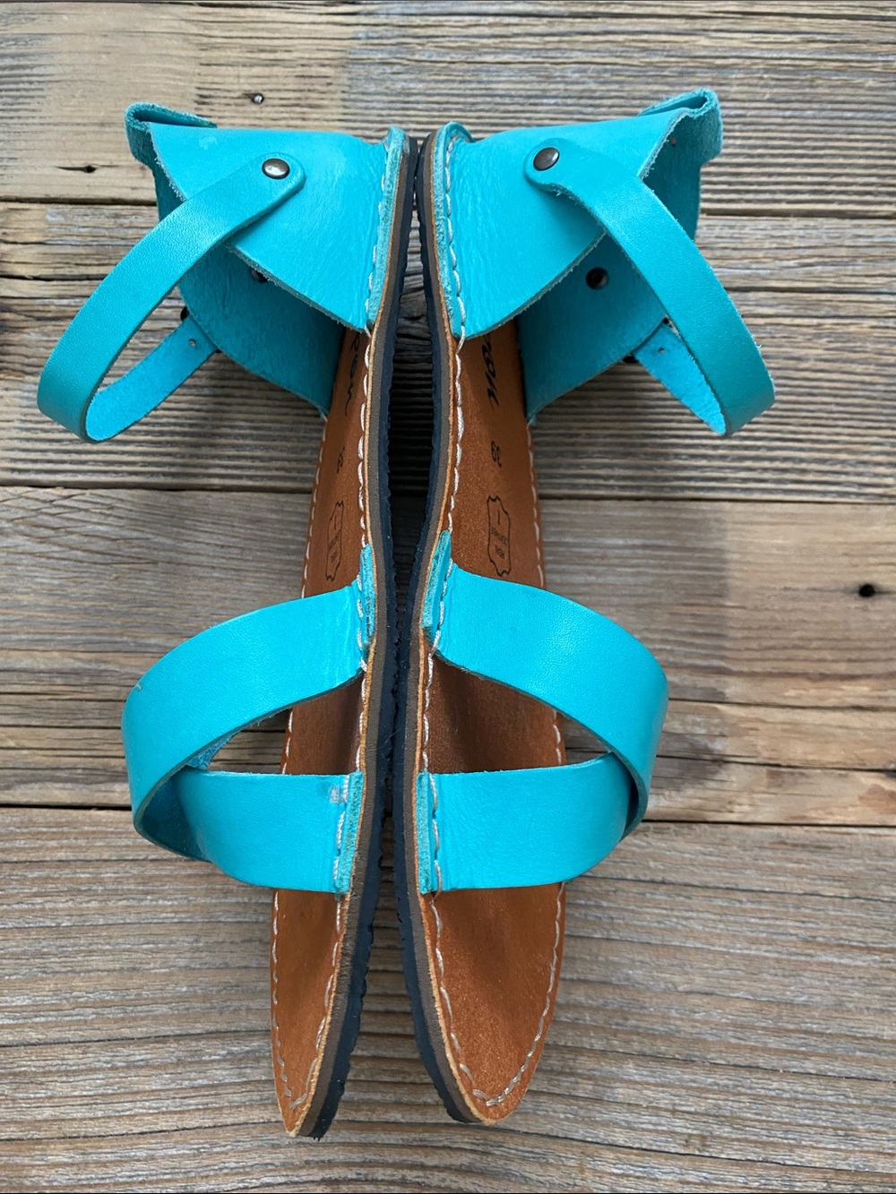 Crupon Febo Cross Barefoot Sandals. Avion. 39. - Picture 2 of 9
